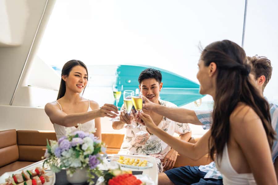 Burj Al Arab: 2-Hour Yacht Tour with BBQ Dinner - Key points to know before you book