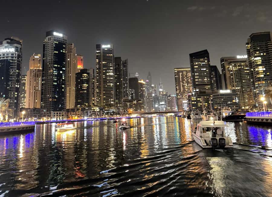 Burj Al Arab: 2-Hour Yacht Tour with BBQ Dinner - Cruising the Marina Canal after dark