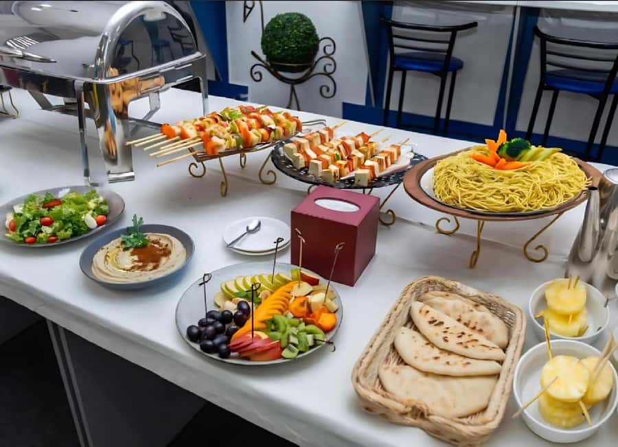 Burj Al Arab: 2-Hour Yacht Tour with BBQ Dinner - Music, atmosphere, and the crew