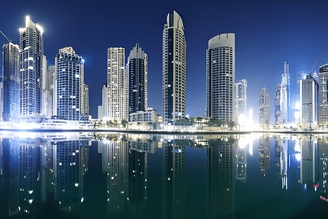 Burj Al Arab: 2-Hour Yacht Tour with BBQ Dinner and Drinks - Ain Dubai, the Best Photo Stop