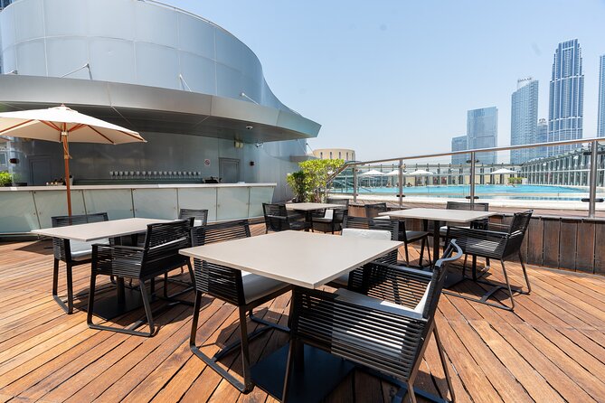 Burj Khalifa 125th Floor, Lunch or Dinner at Rooftop Burj Club - Why the queues can change the whole experience