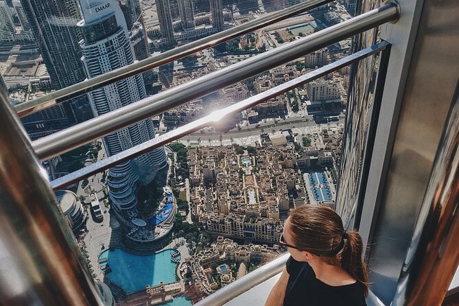 Burj Khalifa and Dubai Aquarium Combo Entrance Ticket - Burj Khalifa on floors 124 and 125