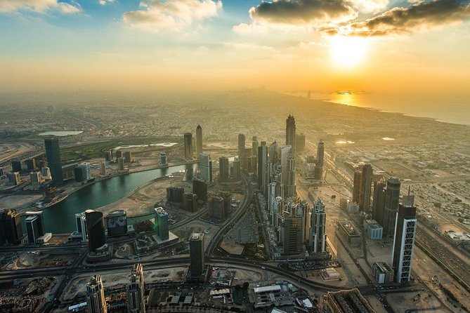 Burj Khalifa: At The Top (Levels 124 and 125) Admission Ticket - Reaching the observation deck from Dubai Mall