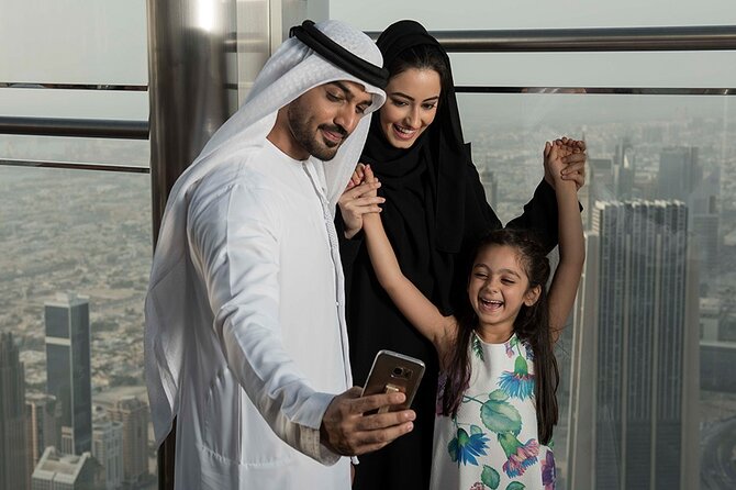 Burj Khalifa - At the Top Sky Ticket (Level 124, 125 & 148) - Choosing the right time for daylight and city lights