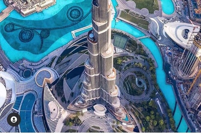 Burj Khalifa Ticket with The Cafe Treat - Private transfers or your own way there
