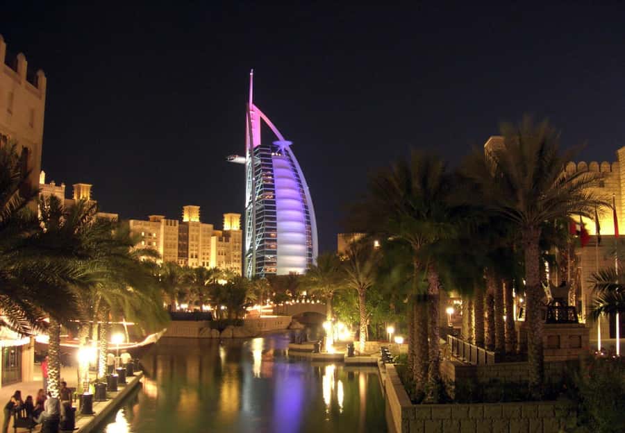 City of Lights: Dubai Night Experience - Why Dubai works so well after dark