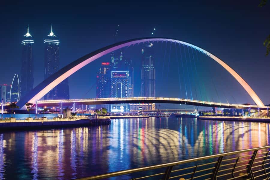 City of Lights: Dubai Night Experience - The guides can shape the whole evening