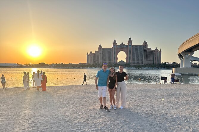Customized Dubai/Abu Dhabi Private Tour - Museum of the Future: a short look at a major building