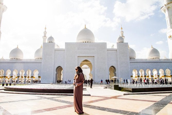 Day Tour of Abu Dhabi from Dubai - Ferrari World: a quick picture, not a theme-park visit