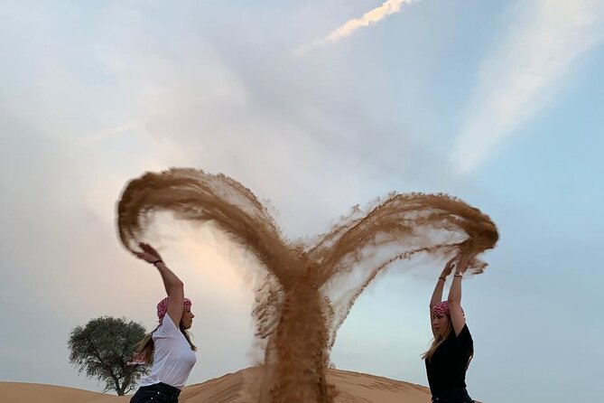 Desert Safari and Sandboarding with Dinner in Dubai - Pickup from Dubai or Sharjah