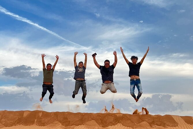 Desert safari Dubai with BBQ Dinner - Why Lahbab makes a better desert setting
