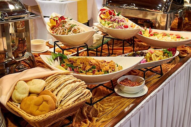 Dhow Cruise Dinner with Entertainment - The 8:30pm cruise along Dubai Creek