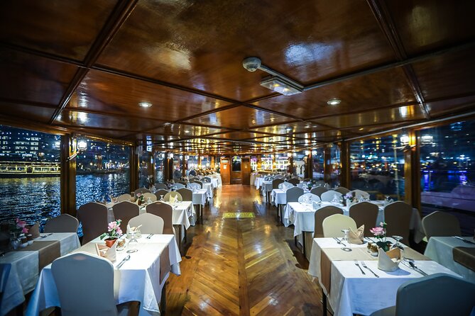 Dinner Cruise in Dubai Marina onboard Alexandra Dhow - Music, cultural entertainment, and the evening mood