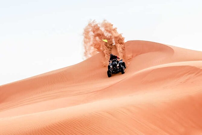 Dinner In Dubai Desert - BBQ dinner under the evening sky