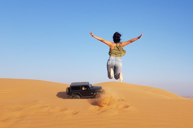Dinner In Dubai Desert - Tanura, belly dance, and fire after dark