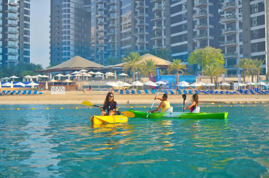Dubai: 1-hour Kayaking or Stand Up Paddle at Dukes The Palm - Seeing Dubai from the harbor