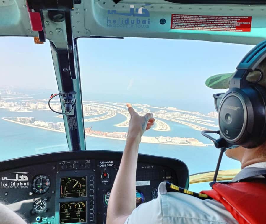 Dubai: 22-Minute Helicopter Flight - What the 22 minutes really feels like