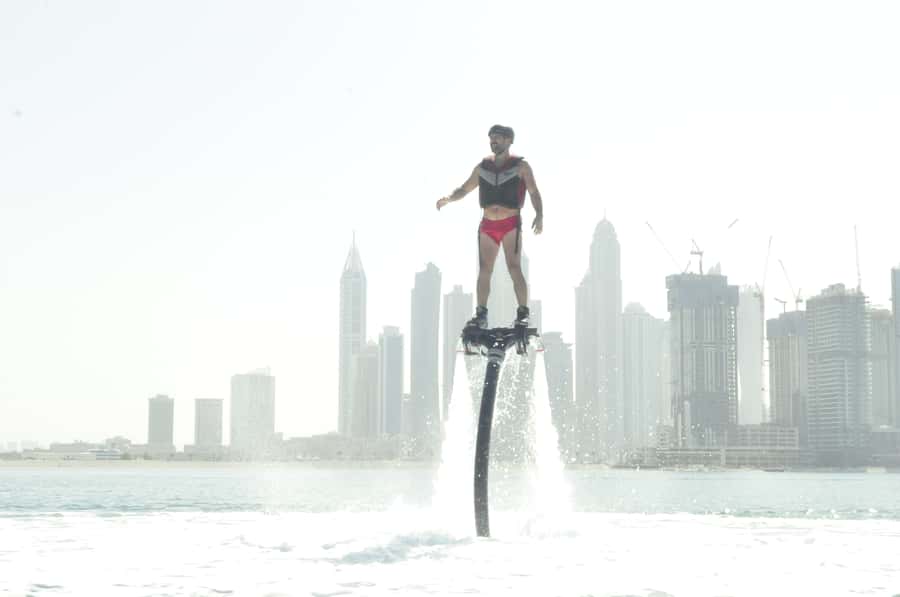 Dubai: 30-Min Flyboard Beginner Session at The Palm Jumeirah - Starting at Dukes The Palm beach