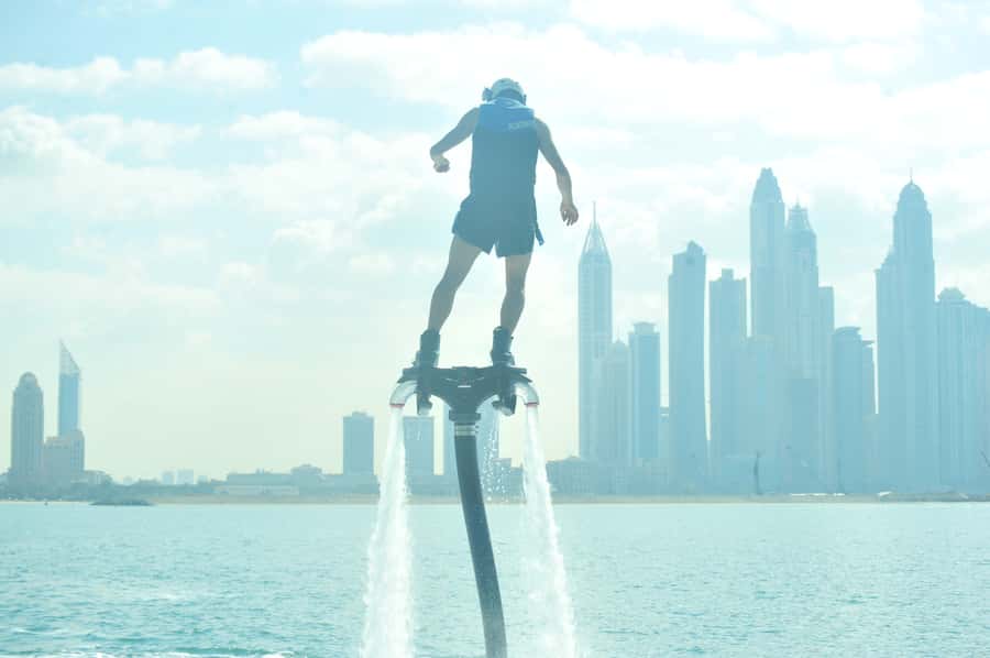 Dubai: 30-Min Flyboard Beginner Session at The Palm Jumeirah - Staff service and choosing an instructor