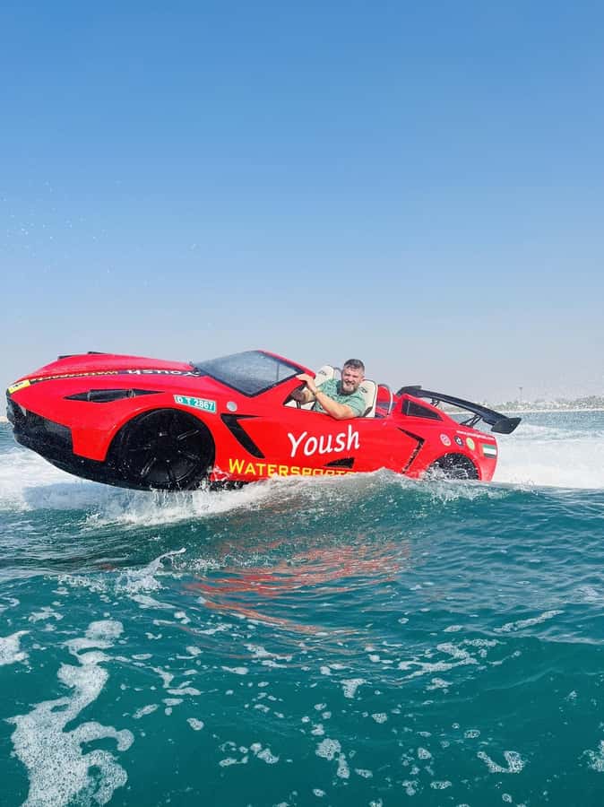 Dubai: 30-Minute Jet Car Tour of Burj Al Arab with Ice Cream - One jet car for two changes the price calculation