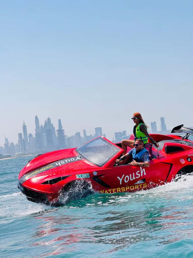 Dubai: 30-Minute Jet Car Tour of Burj Al Arab with Ice Cream - The people make the ride easier for first-timers