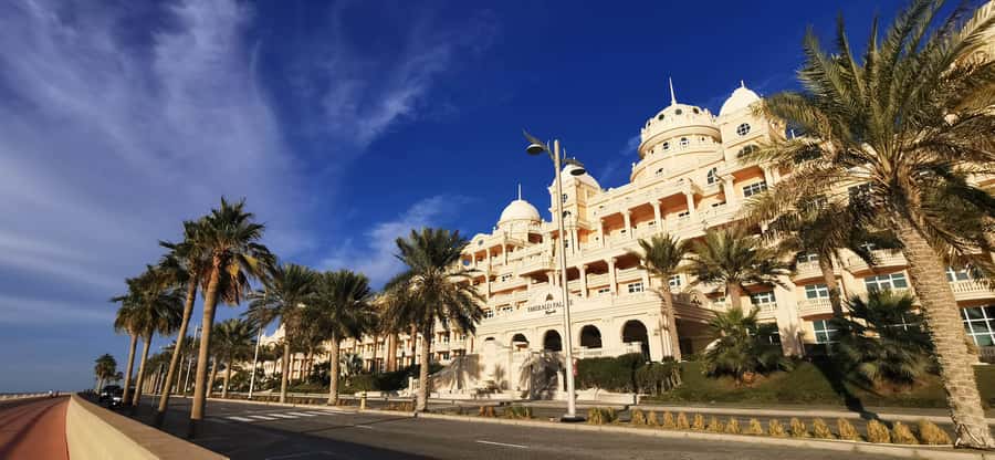 Dubai: 4-Hour Semi Private City Tour and Burj Khalifa Ticket - Dubai Museum and the turn toward older Dubai