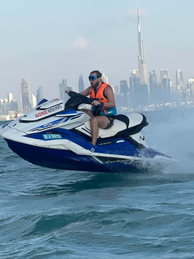 Dubai: 45-Minute Jet Ski Ride - The guides make a major difference