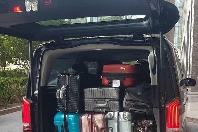 Dubai Airport: Hassle Free Private Transfer Arrival OR Departure - Families, luggage, and special requests