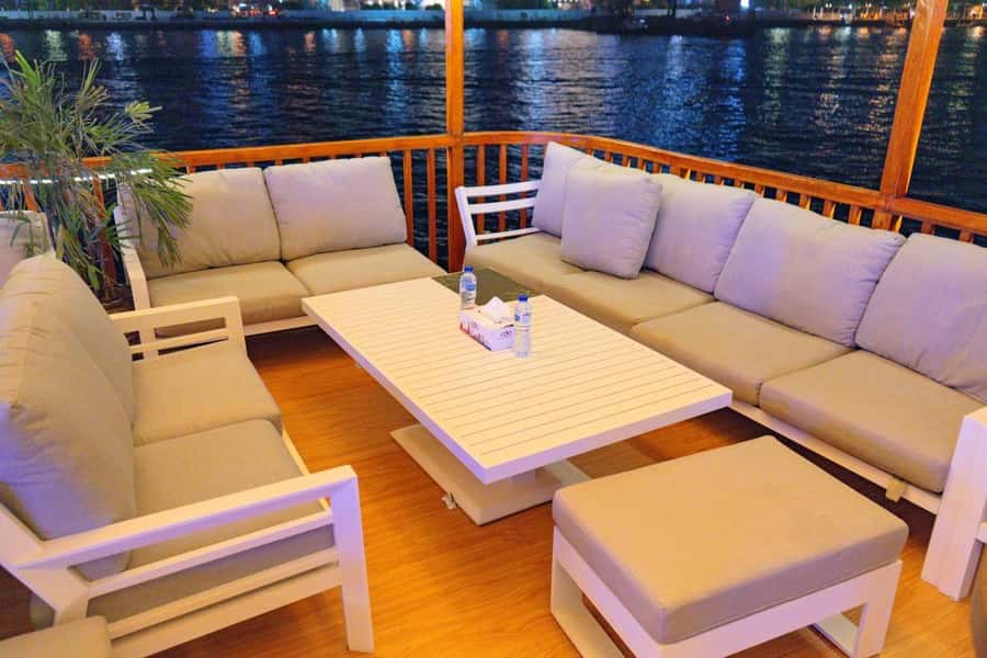 Dubai: Al Seef Largest Dhow Dinner Cruise with Live Show - Practical advice for a smoother evening