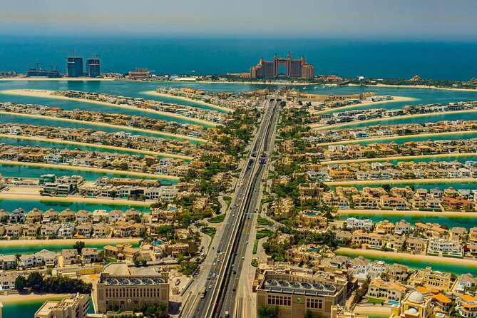 Dubai Aladdin Adventure with entry view the palm and Atlantis - A fast way to see Dubai’s many sides