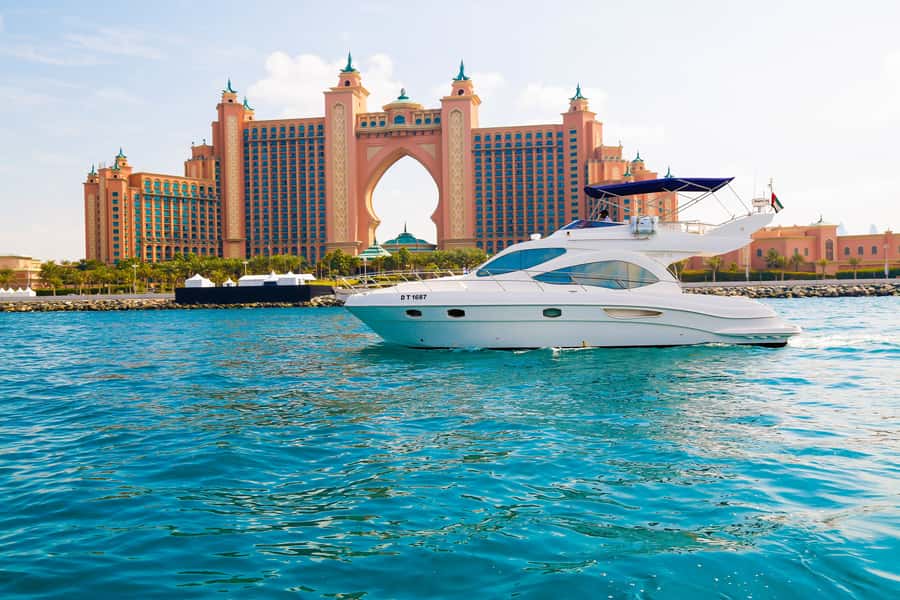 Dubai: Atlantis and Burj Al Arab Cruise on Luxury Yacht - Palm Jumeirah from the water