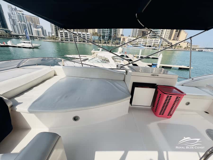 Dubai: Atlantis and Burj Al Arab Cruise on Luxury Yacht - What the $365 group price really buys