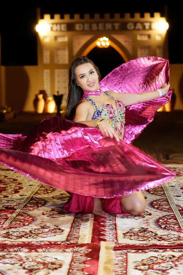 Dubai: Bedouin Camp, Dune Safari, Falcon Show & BBQ Dinner - BBQ dinner with shawarma and Arabic bread