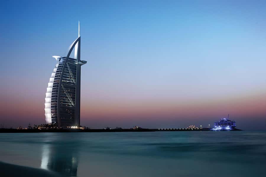 Dubai: Big Bus Panoramic Night Tour & Optional Dinner Cruise - Dubai Harbour, Jumeirah Lake Towers, and the Palm