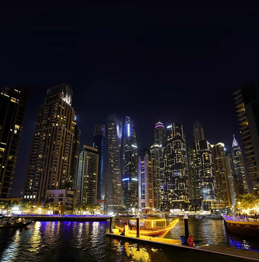 Dubai: Big Bus Panoramic Night Tour & Optional Dinner Cruise - Souk Madinat Jumeirah and the final stretch