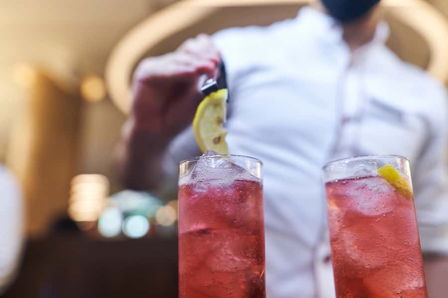 Dubai: Buffet Dinner at Saffron in Atlantis the Palm - What to eat first from the 220 dishes
