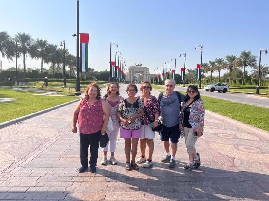 Dubai: Burj Al Arab, Future Museum, Dubai Frame Tour - Dubai Frame: a fast look at old and new