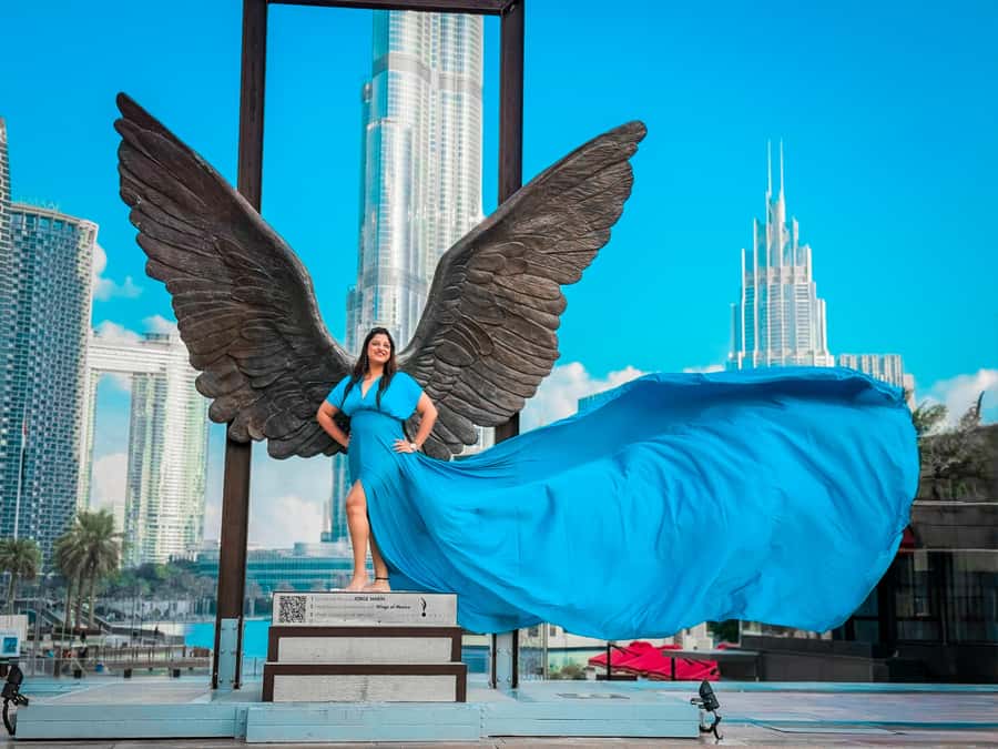 Dubai: Burj Khalifa Flying Dress Videography Shoot - Key points at a glance