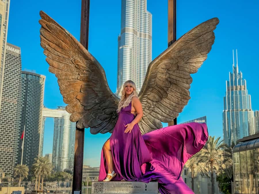 Dubai: Burj Khalifa Flying Dress Videography Shoot - Is $231 good value for two people?