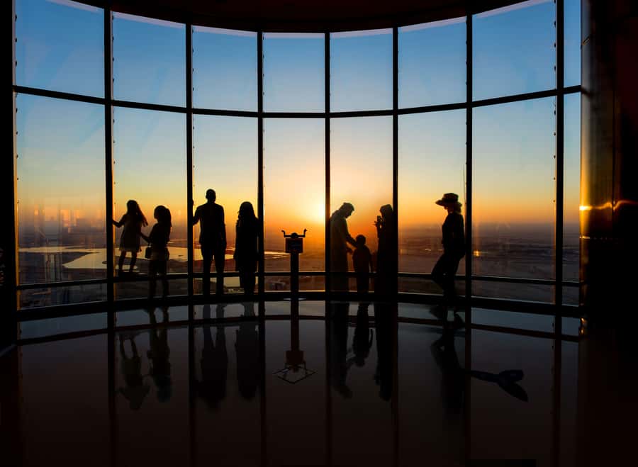 Dubai: Burj Khalifa Level 124, 125 & Sky Views Entry Ticket - Walking to Sky Views Dubai