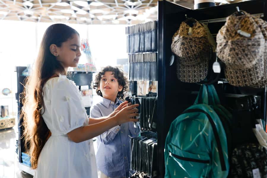 Dubai: Burj Khalifa Levels 124 & 125 Entry Ticket + Options - Who will enjoy this most?