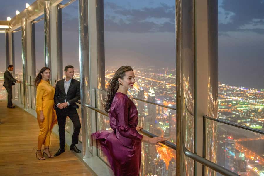 Dubai: Burj Khalifa VIP Experience Level 152 Lounge Access - The fast-track route matters most