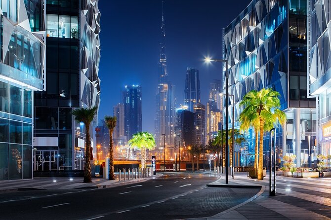 Dubai by Night City Tour - Jumeirah Beach: a quick look at the coast