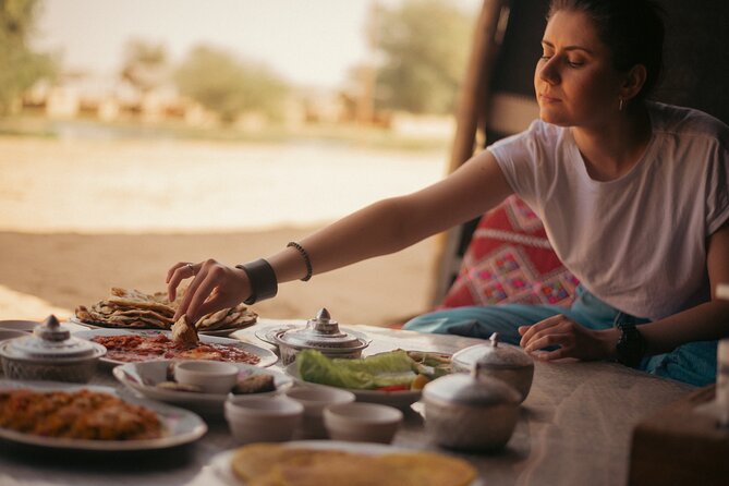 Dubai: Camel Caravan, Bedouin Breakfast with Al Marmoom Oasis - Entering the Bedouin village