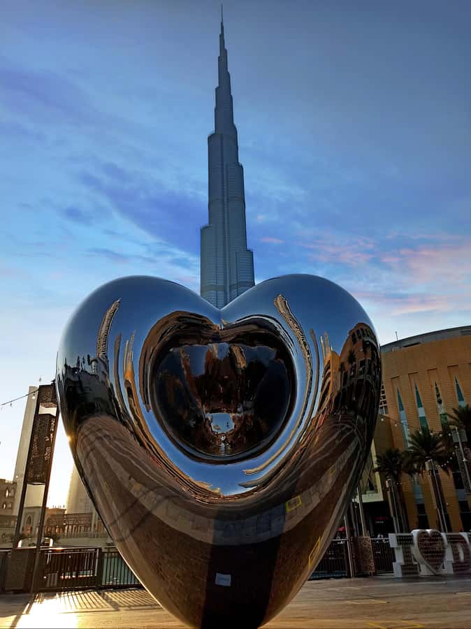 Dubai: City Highlights Tour with Blue Mosque & Street Food - Spice Souk and Gold Souk: browse, bargain, and stay alert