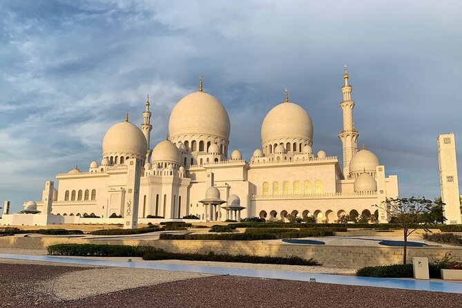 Dubai city tour - Starting with a pickup and a flexible route