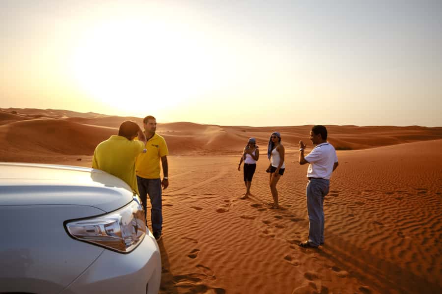 Dubai Cityscape and Desert Safari Full-Day Tour - Barbecue dinner and evening entertainment