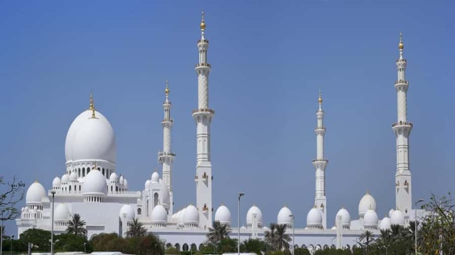 Dubai: Combo Abu Dhabi Grand Mosque tour & Dubai City tour - A long day with two very different cities