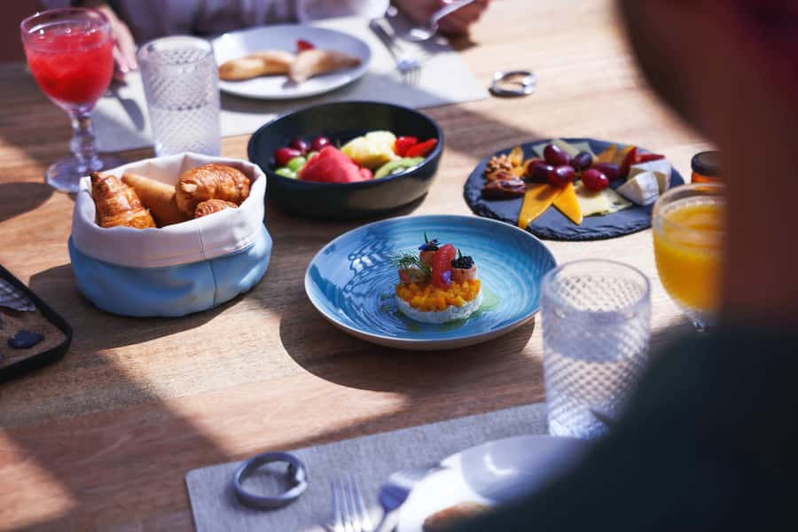 Dubai: Conservation Drive & Platinum Breakfast - Who will enjoy this desert morning