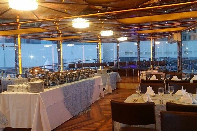 Dubai Creek Dhow Cruise Dinner - Live Entertainment and Evening Mood